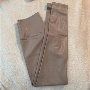 BuffBunny Shimmering Brown Leggings